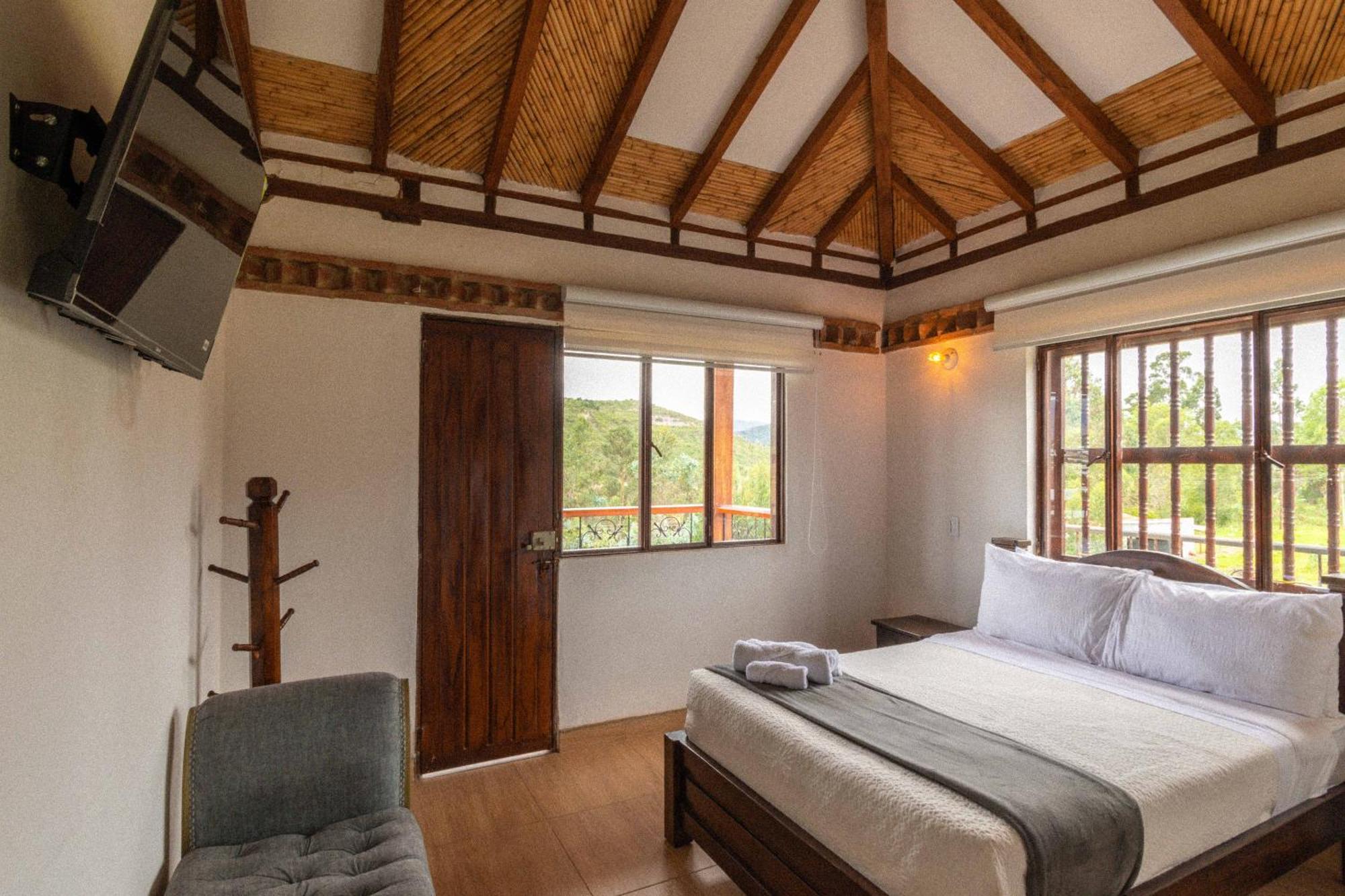 Artemisa Hotel Santa Sofia  Bilik gambar