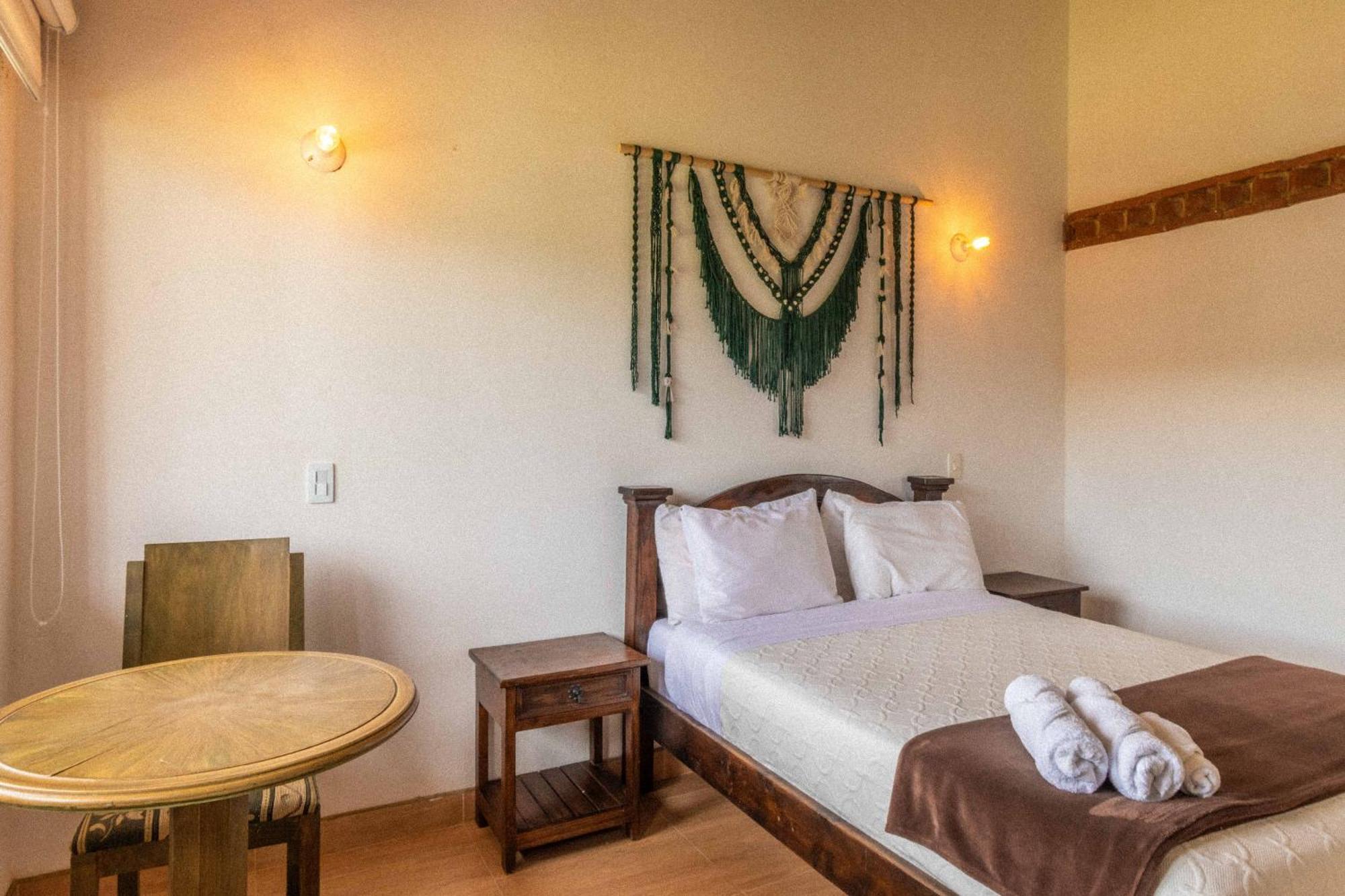 Artemisa Hotel Santa Sofia  Bilik gambar