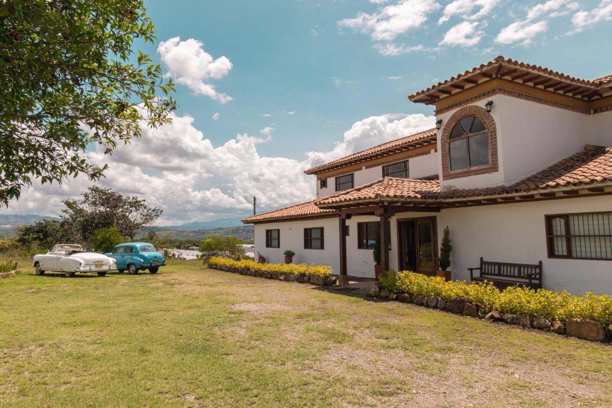 Artemisa Hotel Santa Sofia  Luaran gambar