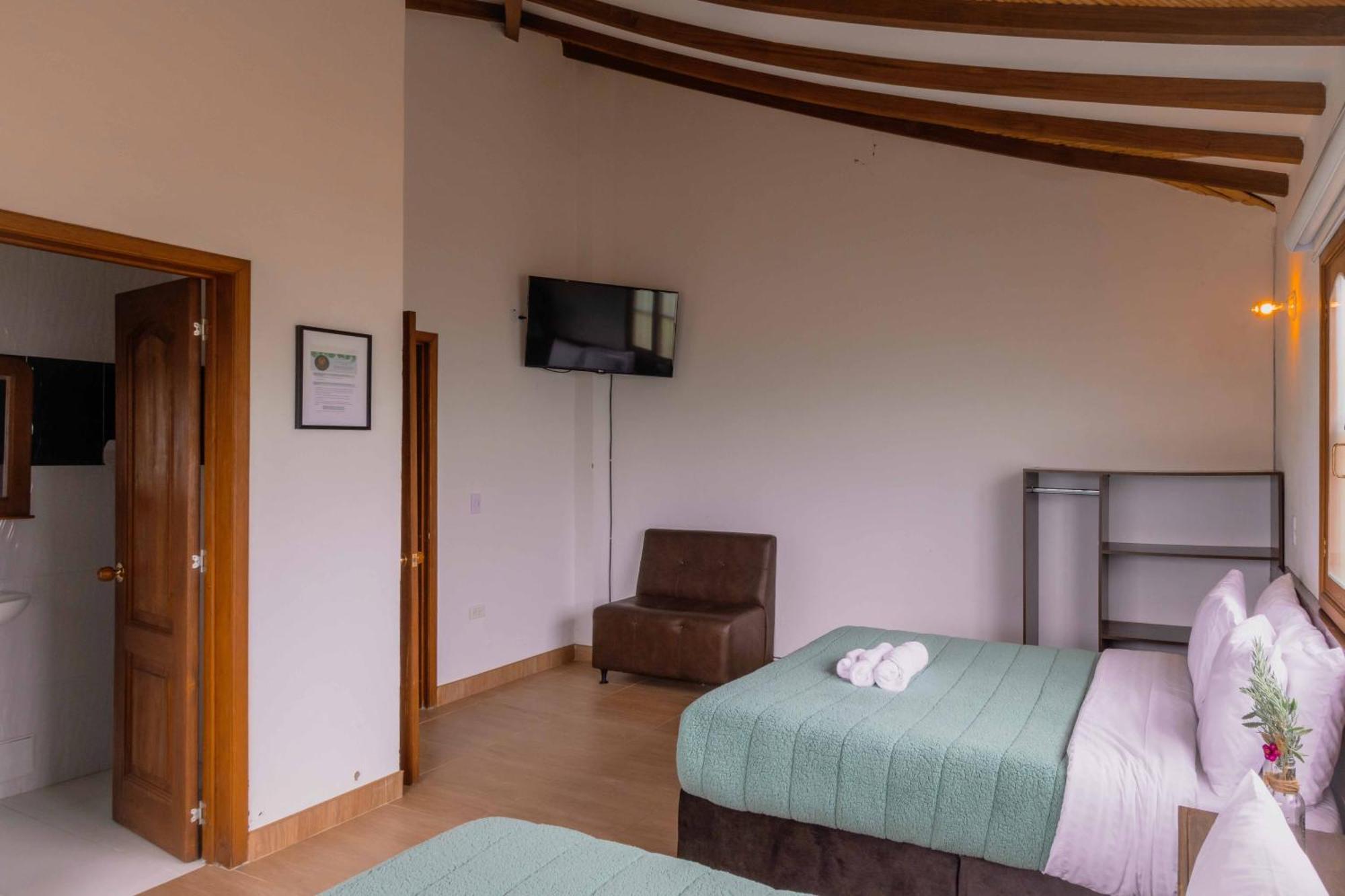 Artemisa Hotel Santa Sofia  Bilik gambar
