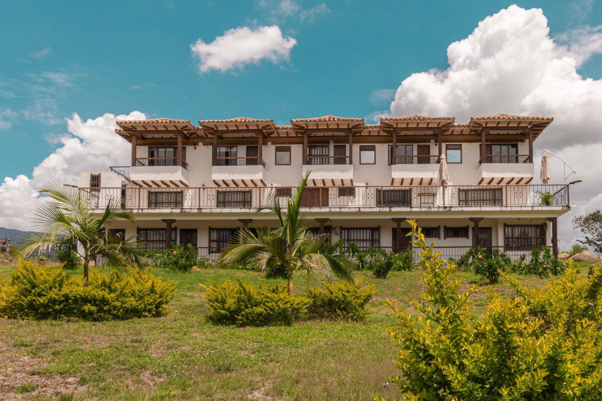 Artemisa Hotel Santa Sofia  Luaran gambar
